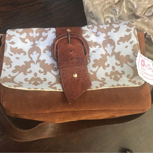 Custom made Obi Sac purse. Made with recycled leathers. - Picture 2 of 4